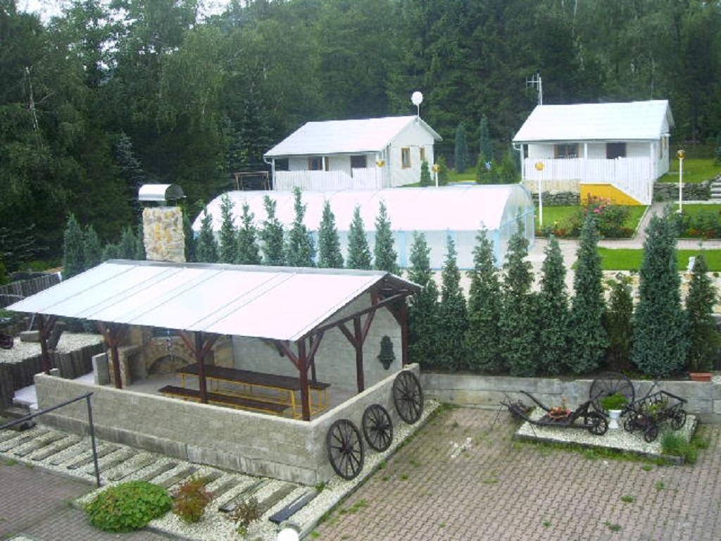 U Myslivce Villa Kamenicky Senov Dış mekan fotoğraf